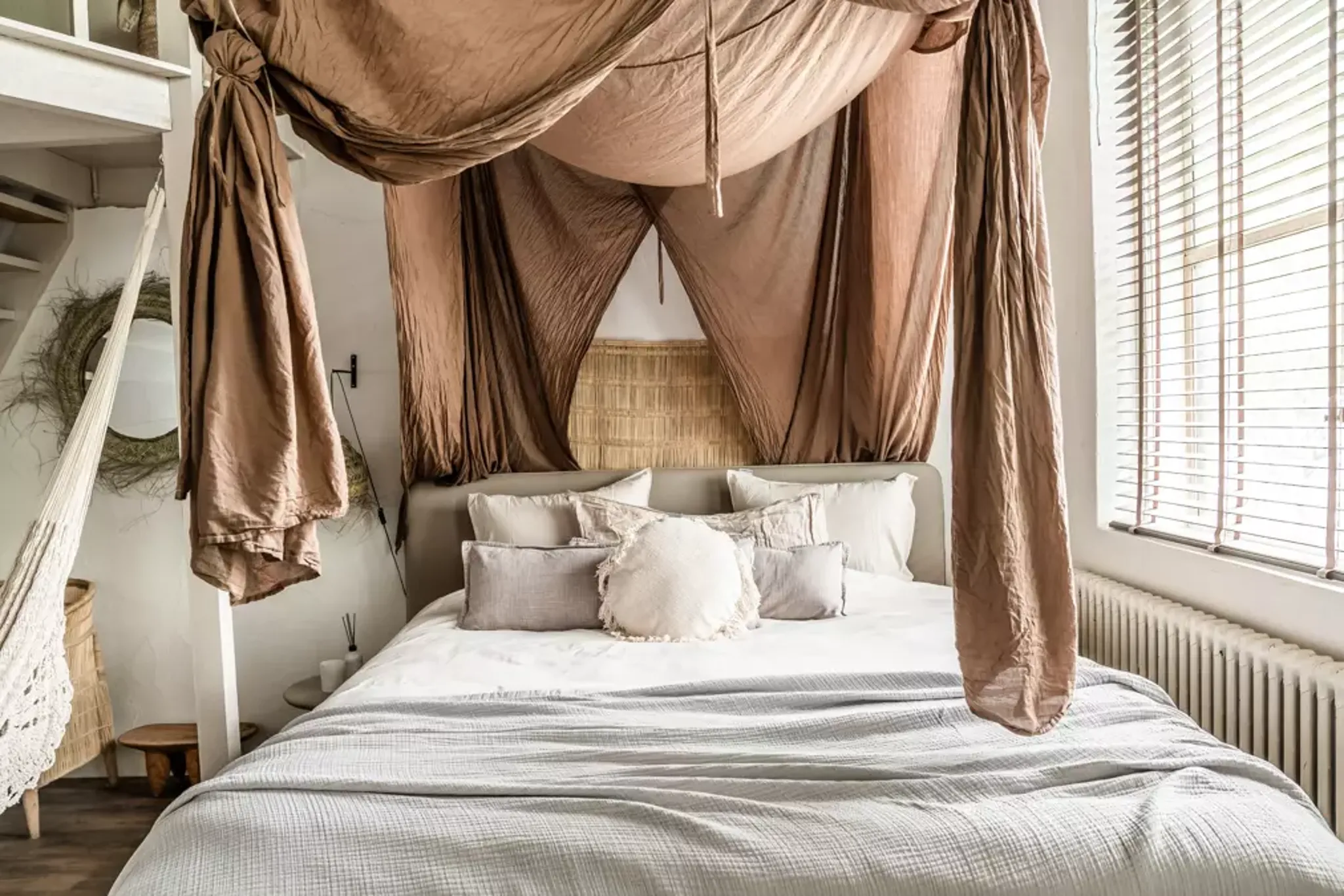 Bedroom story van Sanne